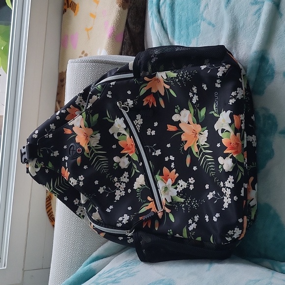 Mosiso Sling Backpack - Picture 12 of 12